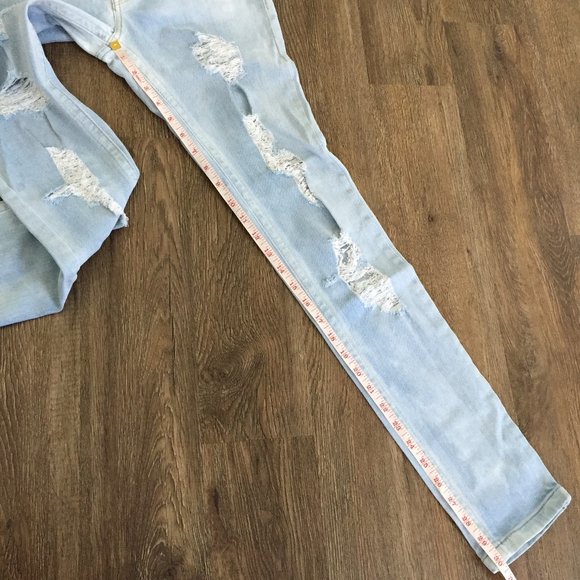 DL1961 Amanda Frenzy Distressed Skinny Jeans - Picture 11 of 12